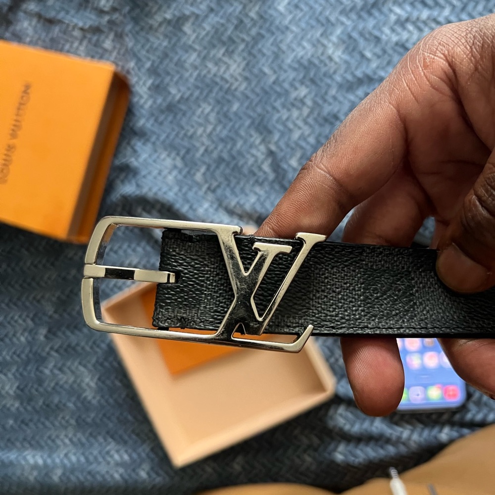 Louis Vuitton mens belt size 36